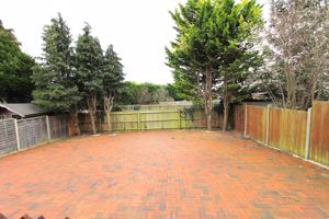 Photo 16- click for photo gallery